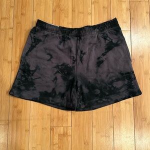 Tie Dye Short Sz XL NWT